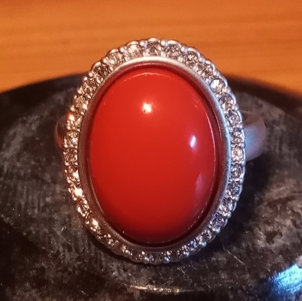 Lulu Avenue Silver Plated Faux Coral Ring nwot